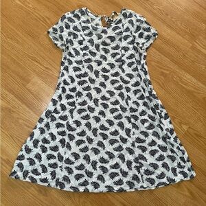 H&M Black and White Casual V-Neck Dress